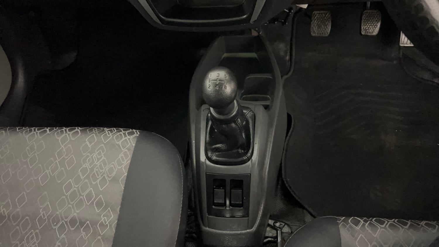 Used 2019 Maruti Suzuki Alto 800 LXi (O) Petrol Manual interior GEAR  KNOB VIEW