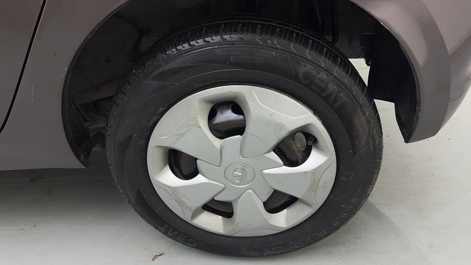 Used 2019 Tata Tiago Revotron XT Petrol Manual tyres LEFT REAR TYRE RIM VIEW