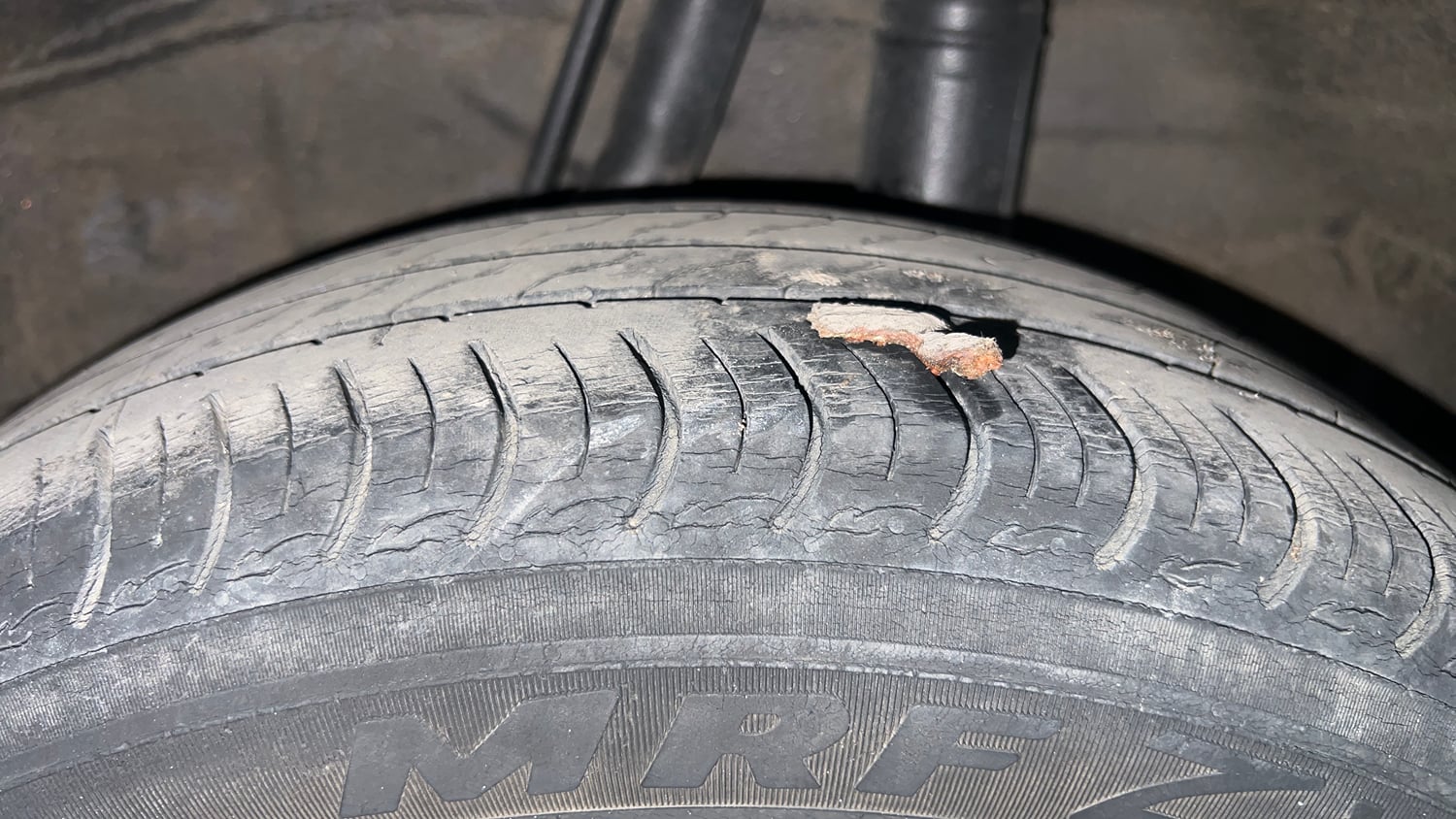 Used 2019 Honda Amaze 1.2 V CVT Petrol Petrol Automatic tyres LEFT REAR TYRE TREAD VIEW