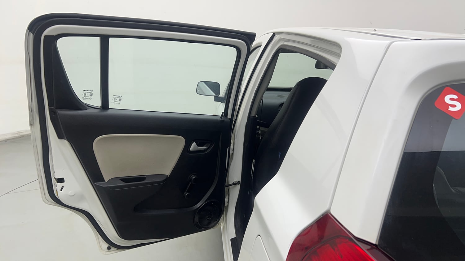 Used 2021 Maruti Suzuki Alto 800 LXi Petrol Manual interior LEFT REAR DOOR OPEN VIEW