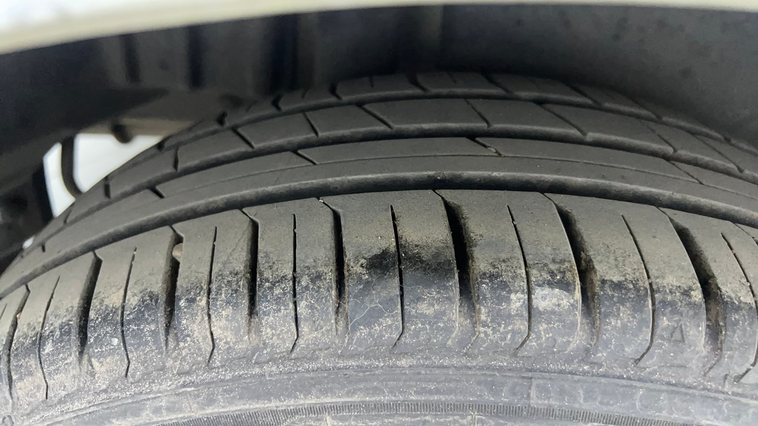 Used 2016 Maruti Suzuki Swift Dzire ZXI Petrol Manual tyres RIGHT REAR TYRE TREAD VIEW