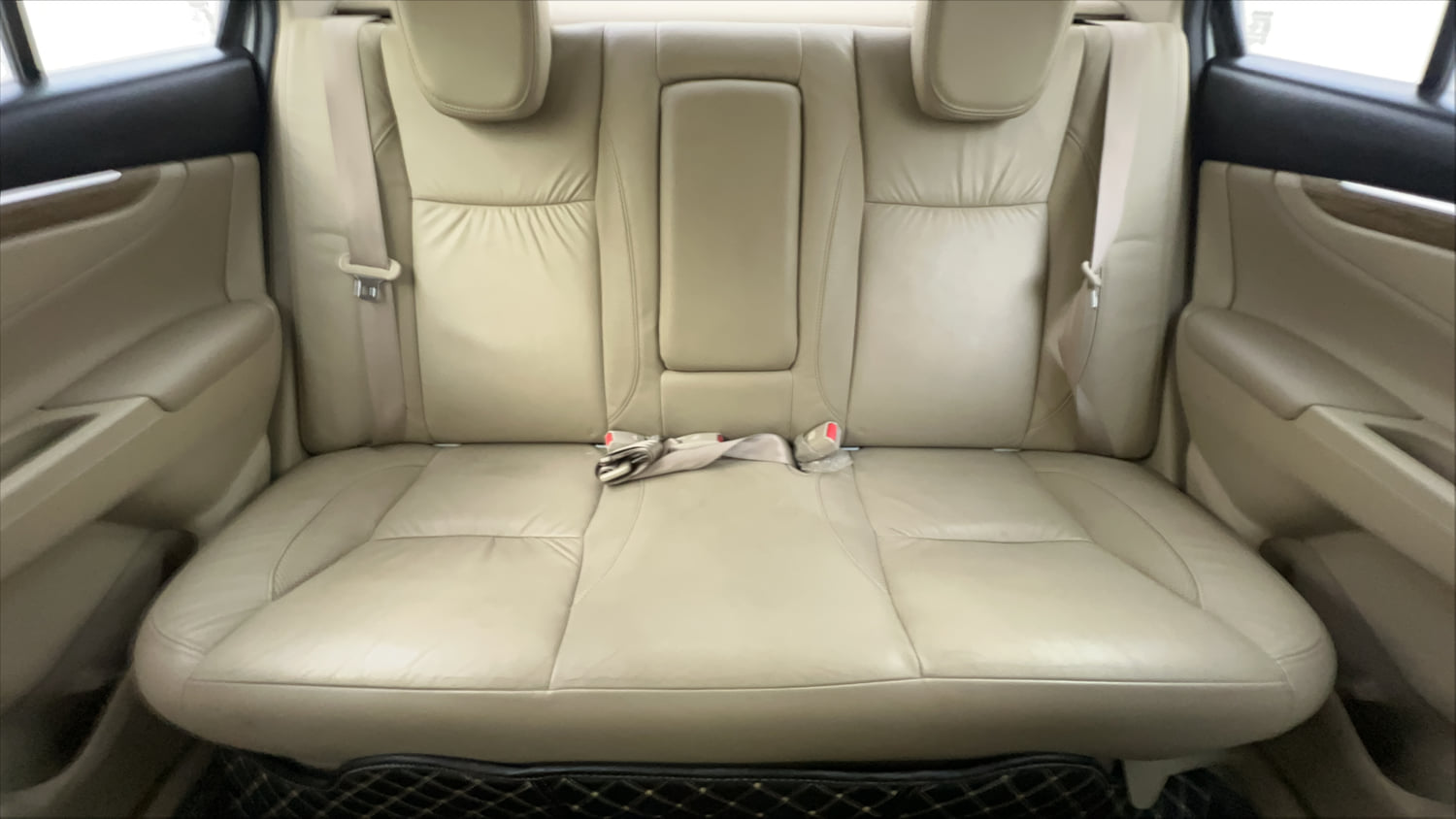 Used 2018 Maruti Suzuki Ciaz Alpha 1.3 Diesel Diesel Manual interior REAR SEAT CONDITION VIEW