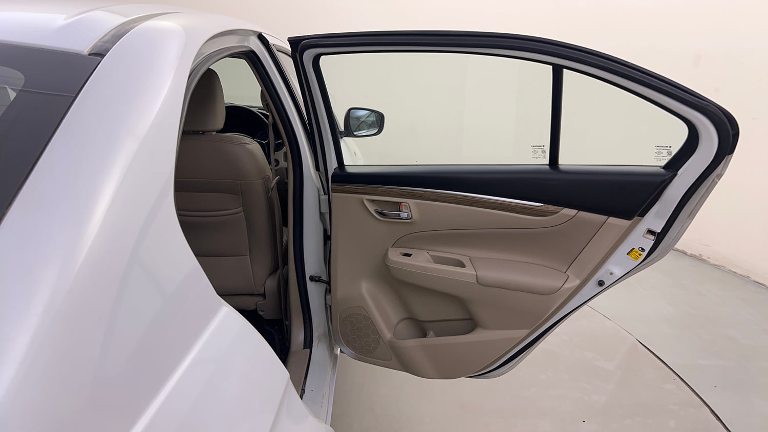 Used 2018 Maruti Suzuki Ciaz Alpha 1.3 Diesel Diesel Manual interior RIGHT REAR DOOR OPEN VIEW