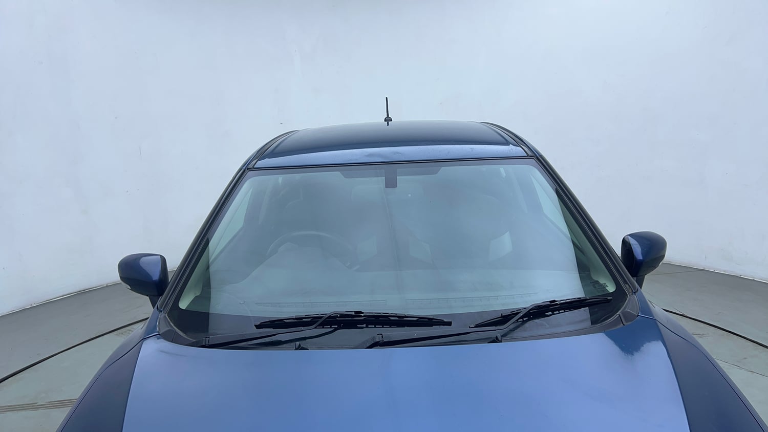 Used 2017 Maruti Suzuki Baleno Zeta 1.2 Petrol Manual exterior FRONT WINDSHIELD VIEW