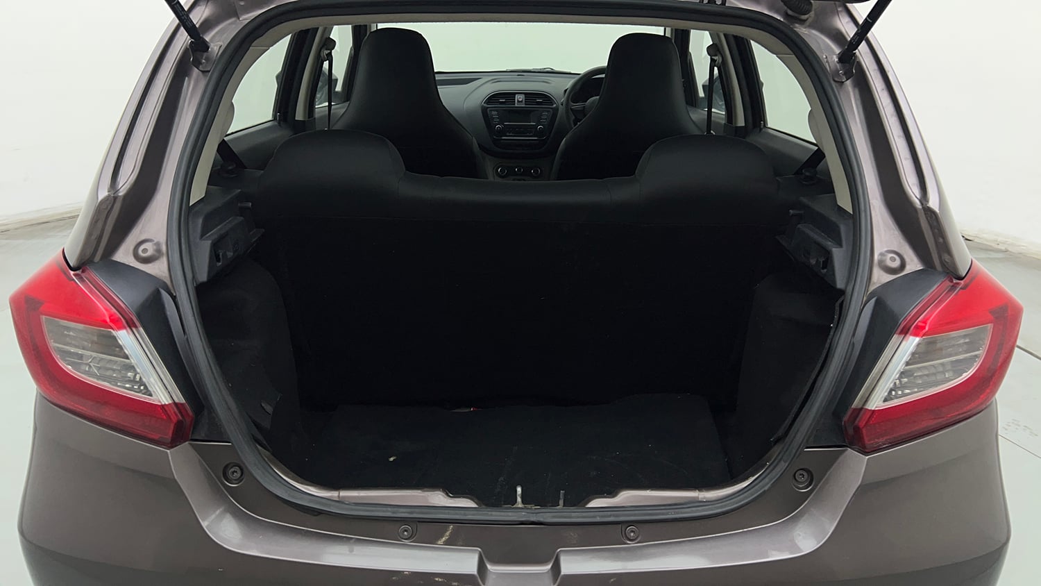 Used 2019 Tata Tiago Revotron XT Petrol Manual interior DICKY INSIDE VIEW