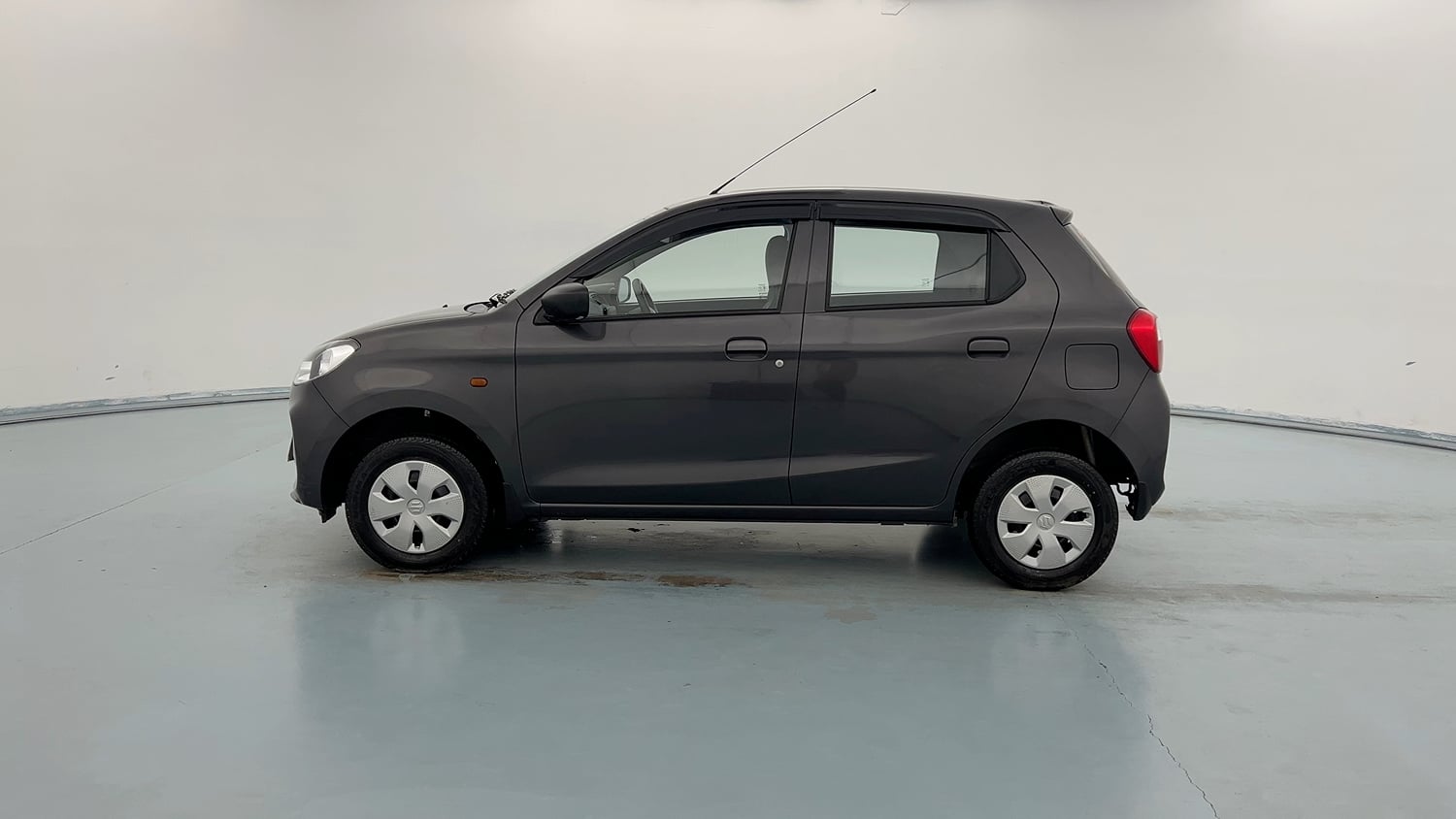 Used 2023 Maruti Suzuki Alto K10 VXi Petrol Manual exterior LEFT SIDE VIEW