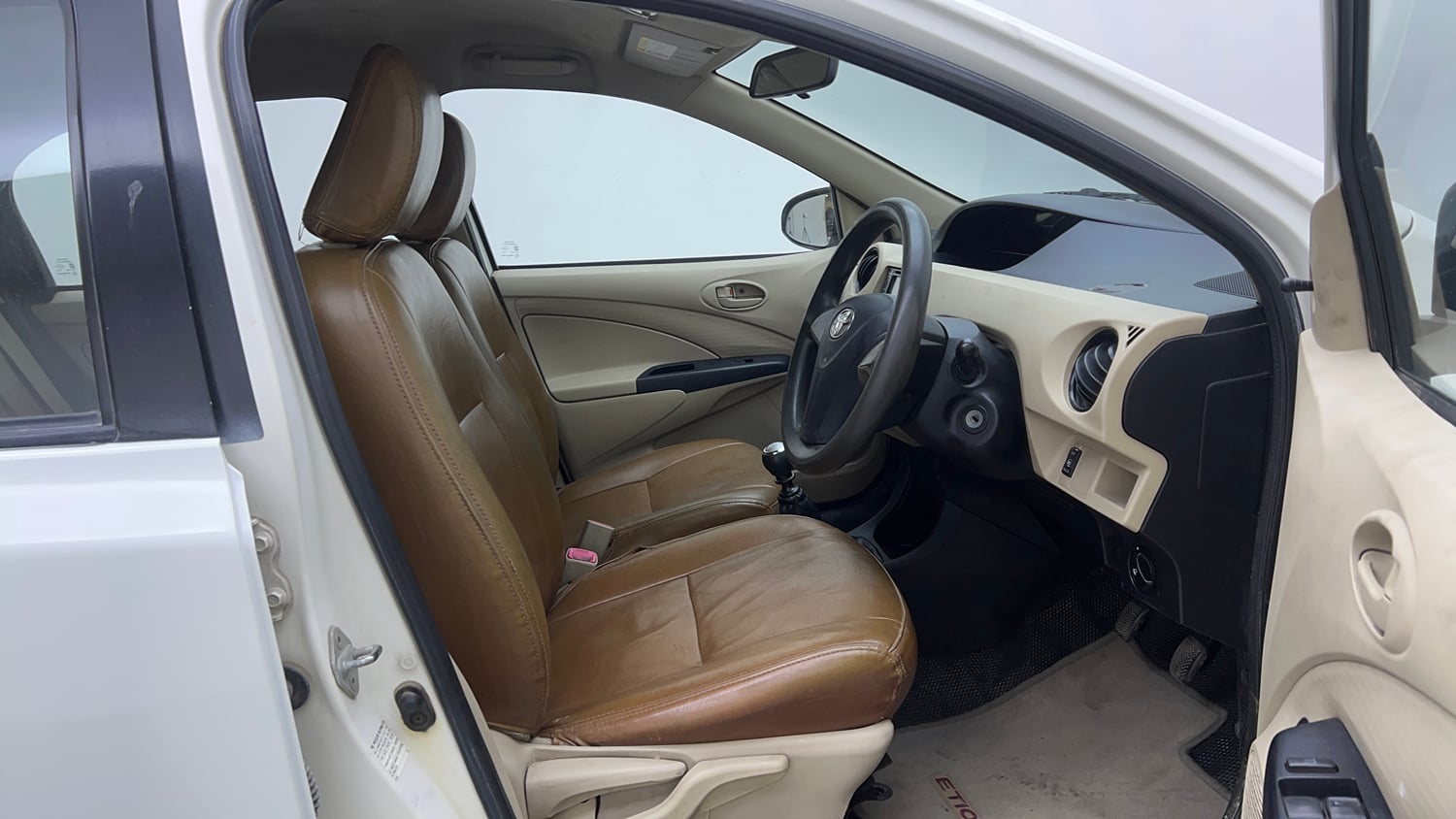 Used 2017 Toyota Etios Liva GXD Diesel Manual interior RIGHT SIDE FRONT DOOR CABIN VIEW