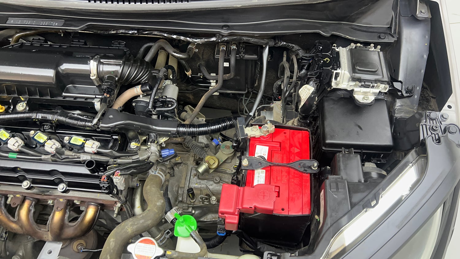 Used 2022 Maruti Suzuki Ignis Delta 1.2 MT Petrol Manual engine ENGINE LEFT SIDE VIEW