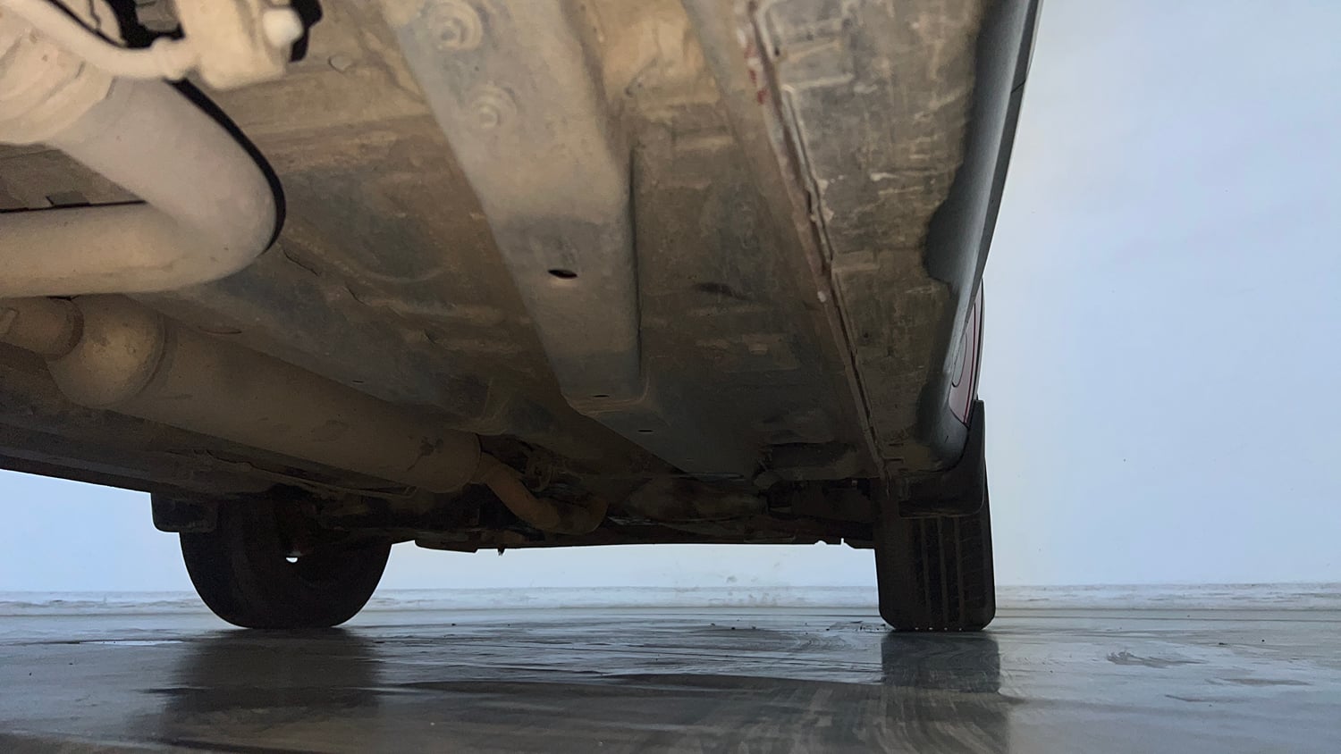 Used 2019 Tata Nexon XMA Diesel Diesel Automatic extra REAR RIGHT UNDERBODY VIEW