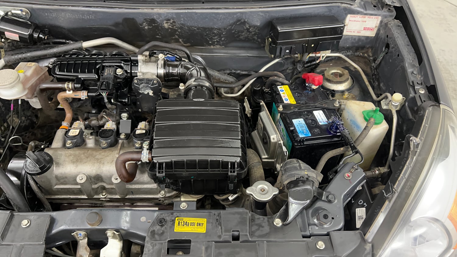 Used 2022 Maruti Suzuki Alto 800 VXi Petrol Manual engine ENGINE LEFT SIDE VIEW