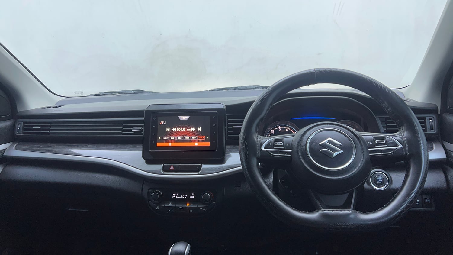 Used 2023 Maruti Suzuki XL6 Zeta AT Petrol Petrol Automatic interior DASHBOARD VIEW
