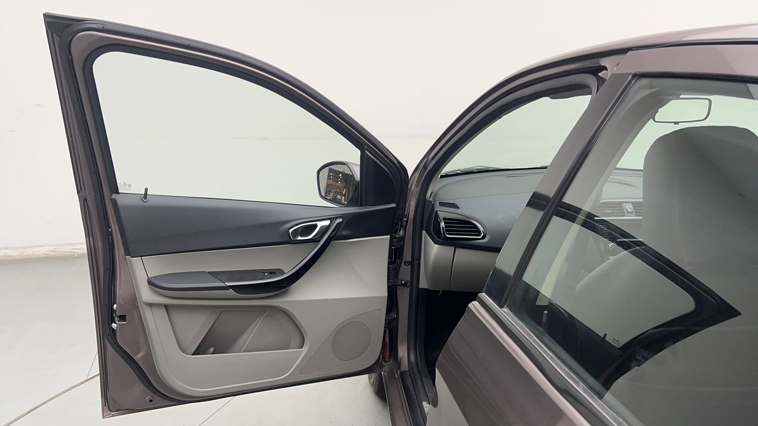 Used 2017 Tata Tiago Revotron XZ Petrol Manual interior LEFT FRONT DOOR OPEN VIEW