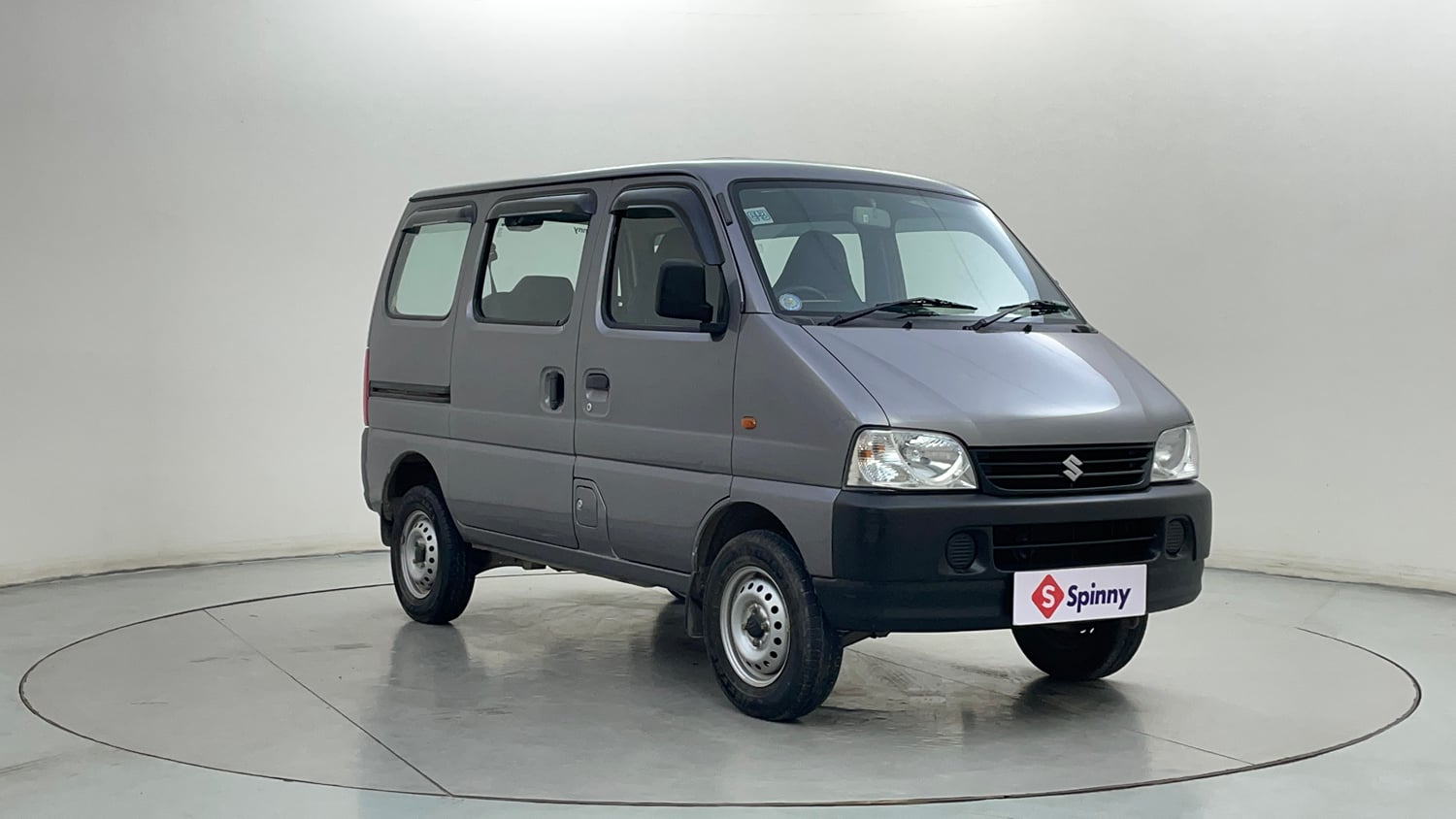 Used 2023 Maruti Suzuki Eeco 5 STR AC Petrol Manual exterior RIGHT FRONT CORNER VIEW
