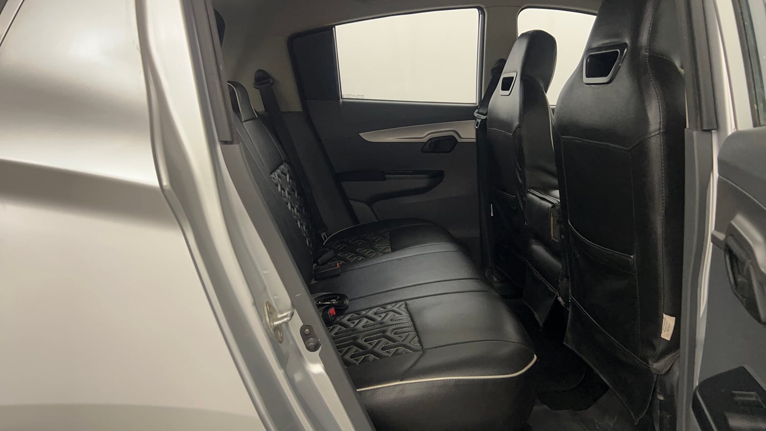 Used 2019 Mahindra KUV100 NXT K6 Plus 6 STR Petrol Manual interior RIGHT SIDE REAR DOOR CABIN VIEW