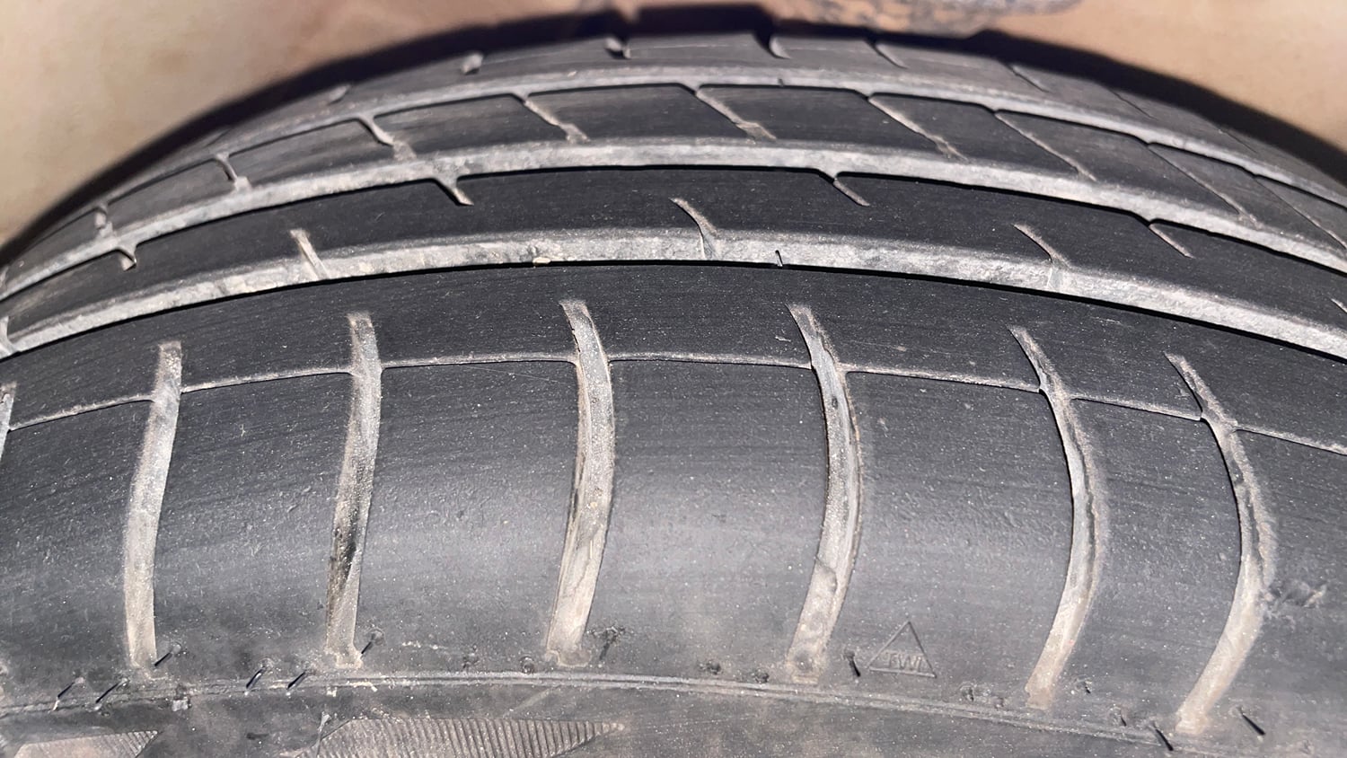 Used 2016 Maruti Suzuki Alto K10 VXi Petrol Manual tyres RIGHT FRONT TYRE TREAD VIEW