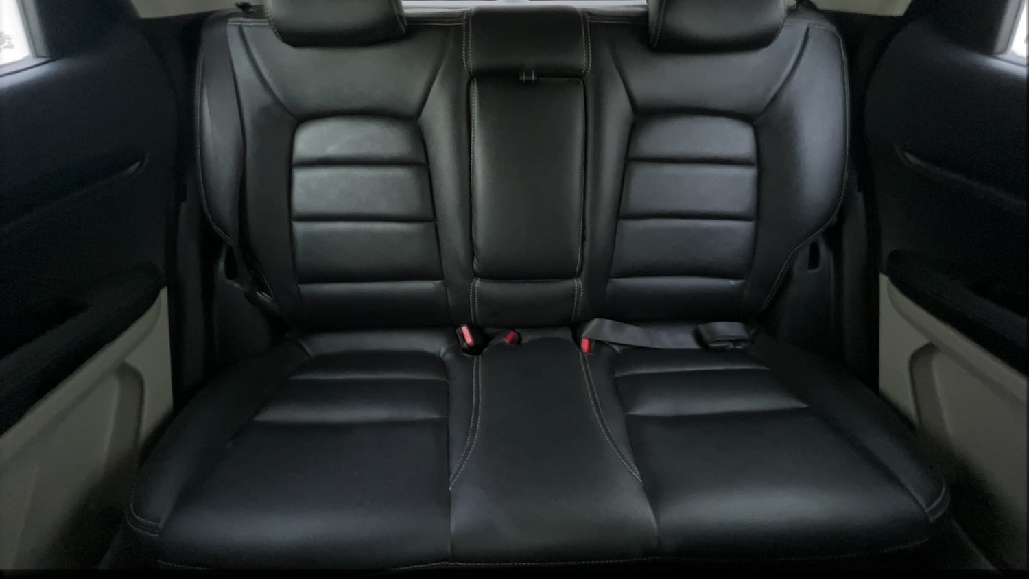 Used 2022 Kia Sonet HTX 1.5 AT Diesel Automatic interior REAR SEAT CONDITION VIEW