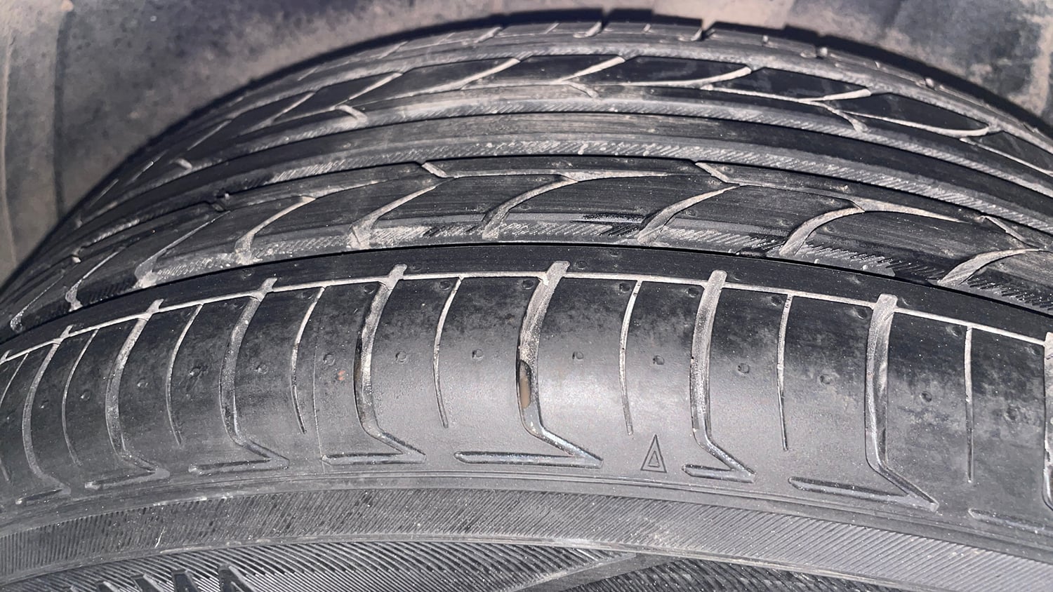 Used 2022 Tata Altroz XZ Plus Petrol Petrol Manual tyres RIGHT REAR TYRE TREAD VIEW