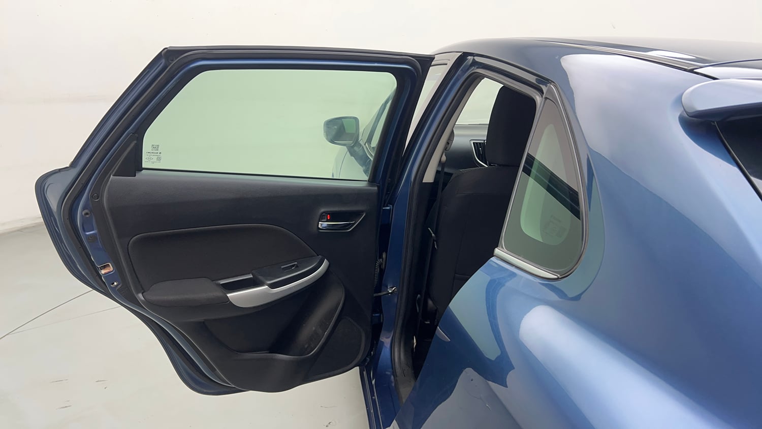 Used 2016 Maruti Suzuki Baleno Alpha 1.2 Petrol Manual interior LEFT REAR DOOR OPEN VIEW