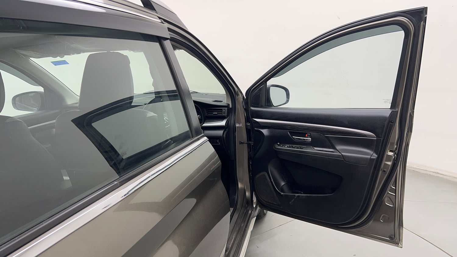 Used 2021 Maruti Suzuki XL6 Zeta MT Petrol Petrol Manual interior RIGHT FRONT DOOR OPEN VIEW
