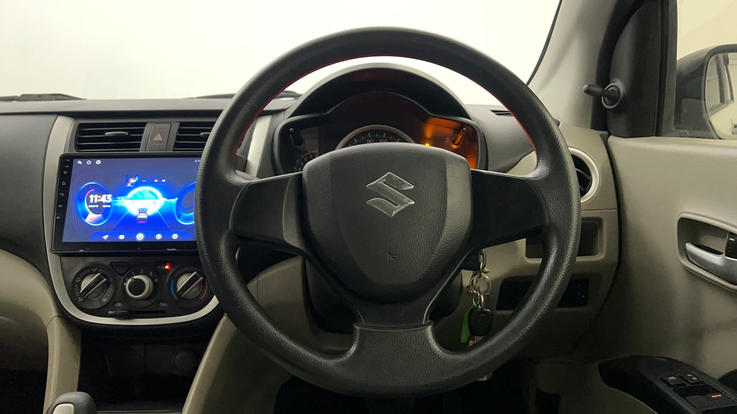 Used 2014 Maruti Suzuki Celerio VXi AMT Petrol Automatic interior STEERING VIEW