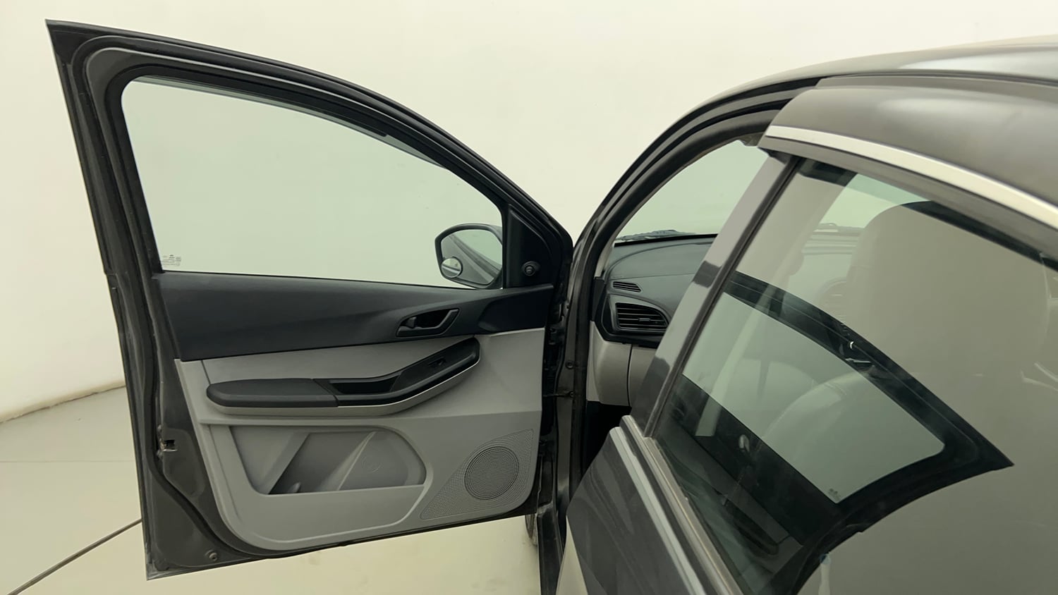 Used 2023 Tata Tiago XM CNG Cng Manual interior LEFT FRONT DOOR OPEN VIEW