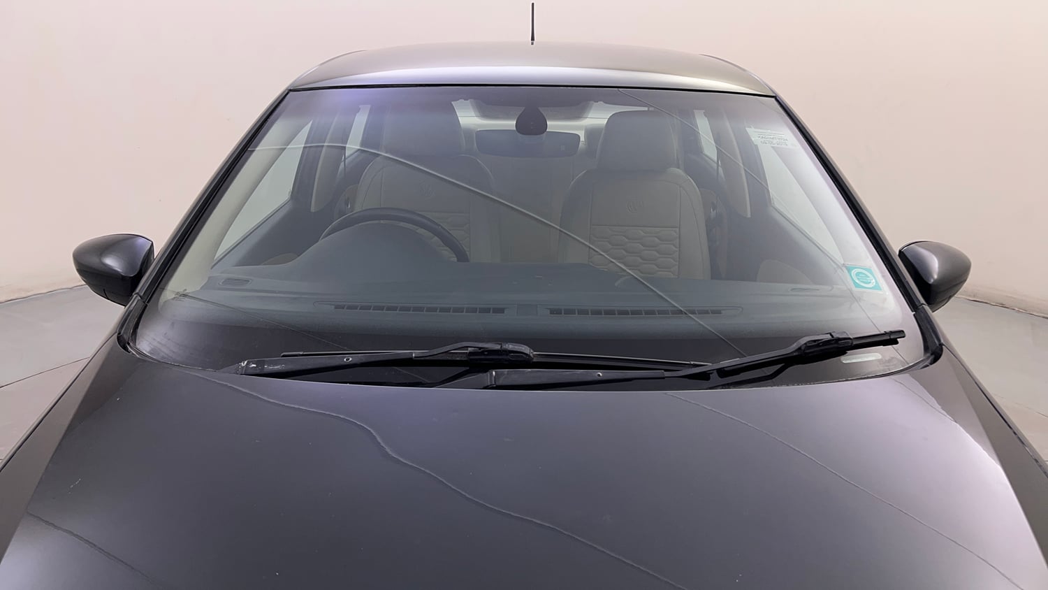 Used 2019 Volkswagen Ameo Highline Plus 1.5L (D) Diesel Manual exterior FRONT WINDSHIELD VIEW
