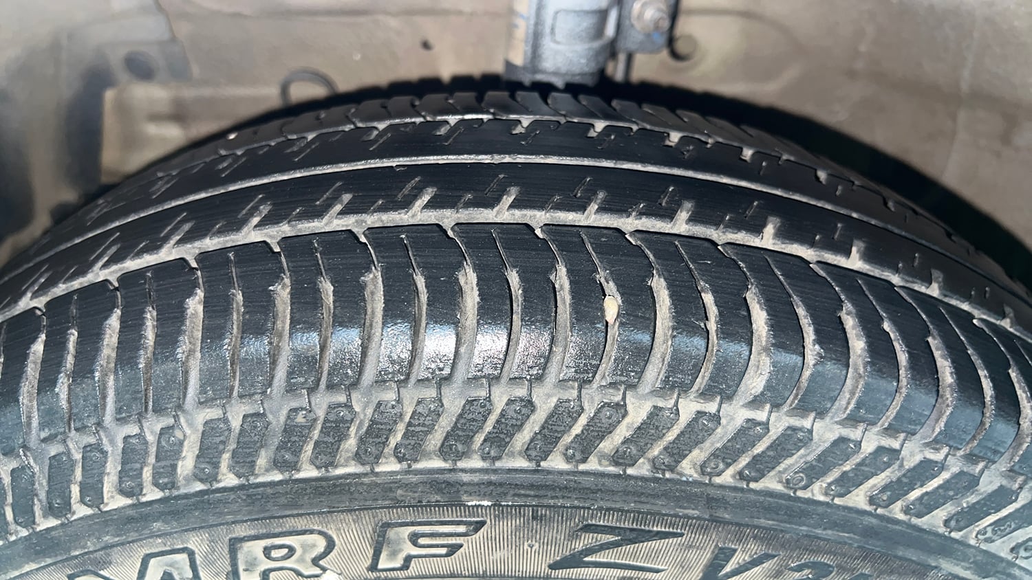Used 2015 Maruti Suzuki Swift Dzire VXI Petrol Manual tyres LEFT FRONT TYRE TREAD VIEW