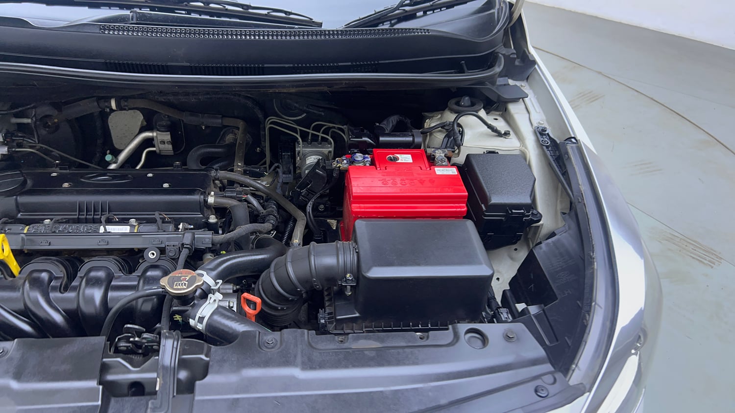 Used 2016 Hyundai Verna 1.6 VTVT SX AT Petrol Automatic engine ENGINE LEFT SIDE VIEW