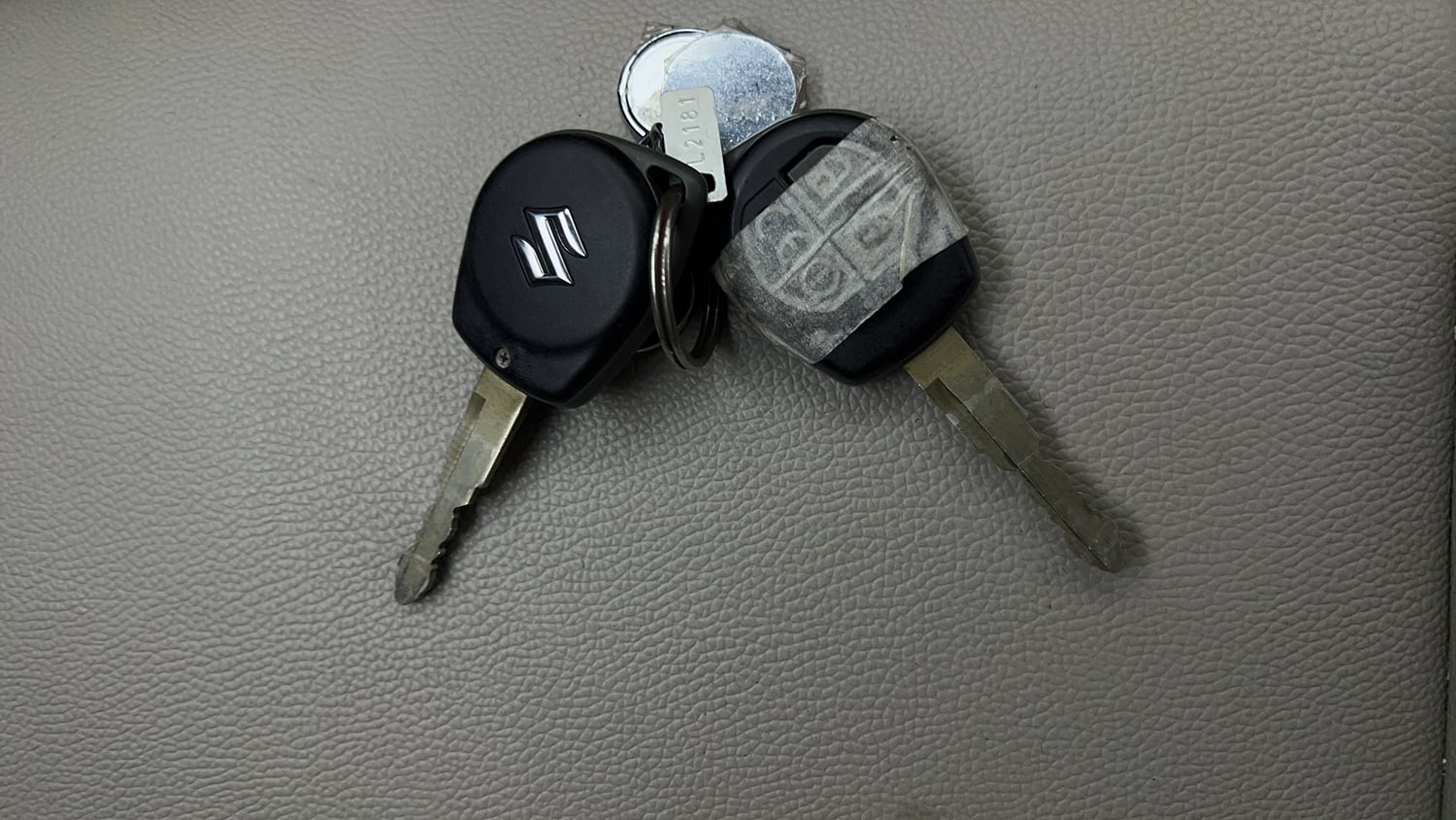 Used 2020 Maruti Suzuki Wagon R VXi 1.2 Petrol Manual extra CAR KEY VIEW