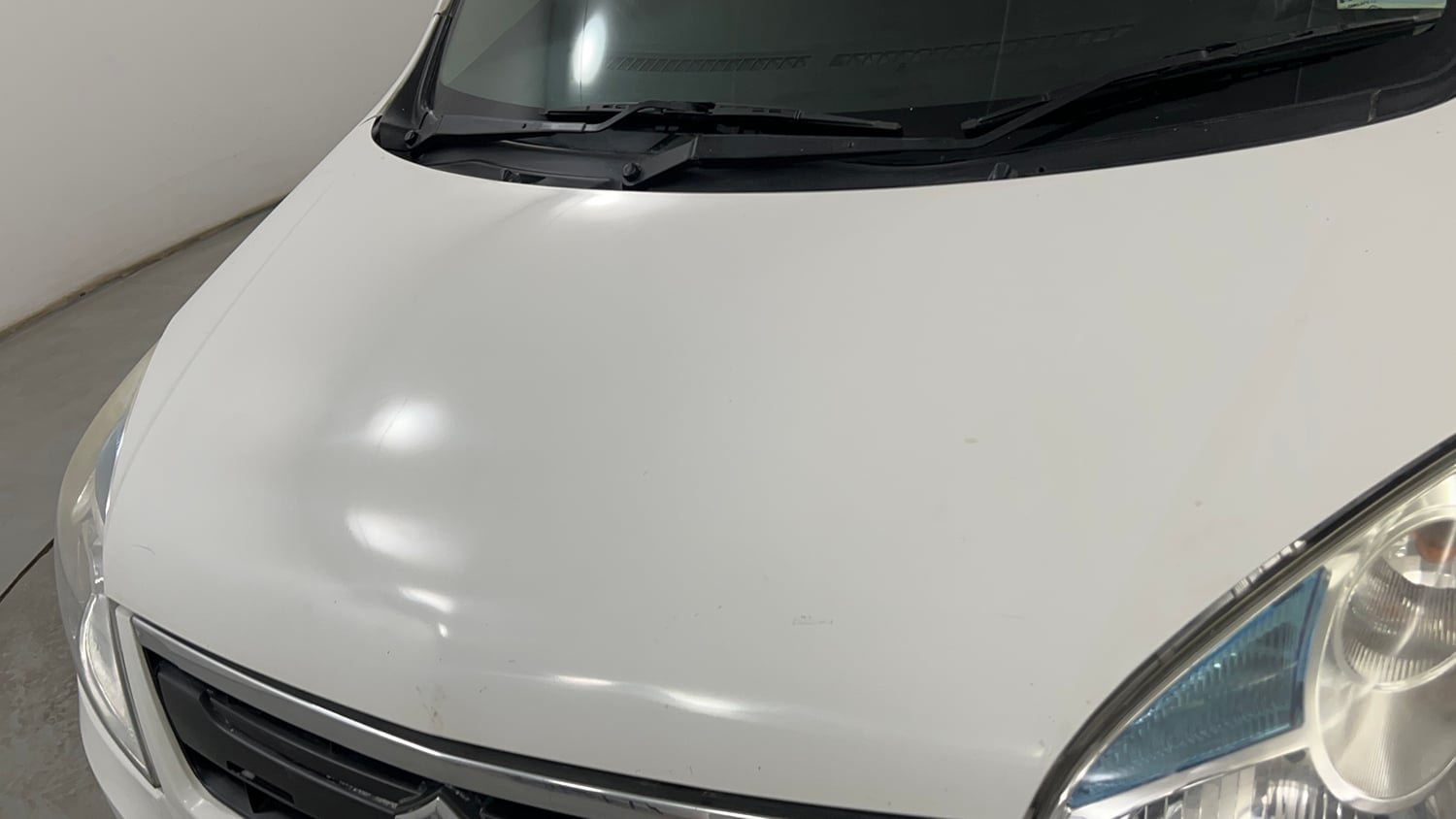 Used 2019 Maruti Suzuki Wagon R 1.0 VXI AMT Petrol Automatic dents MINOR SCRATCH