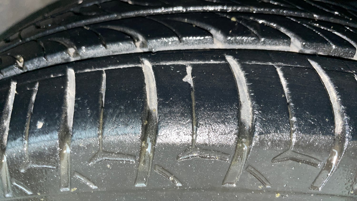 Used 2016 Honda City VX Petrol Manual tyres RIGHT FRONT TYRE TREAD VIEW