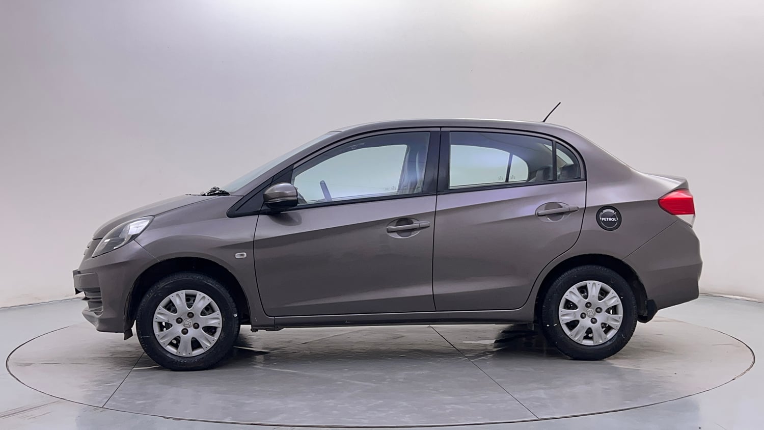 Used 2016 Honda Amaze 1.2 S i-VTEC Petrol Manual exterior LEFT SIDE VIEW