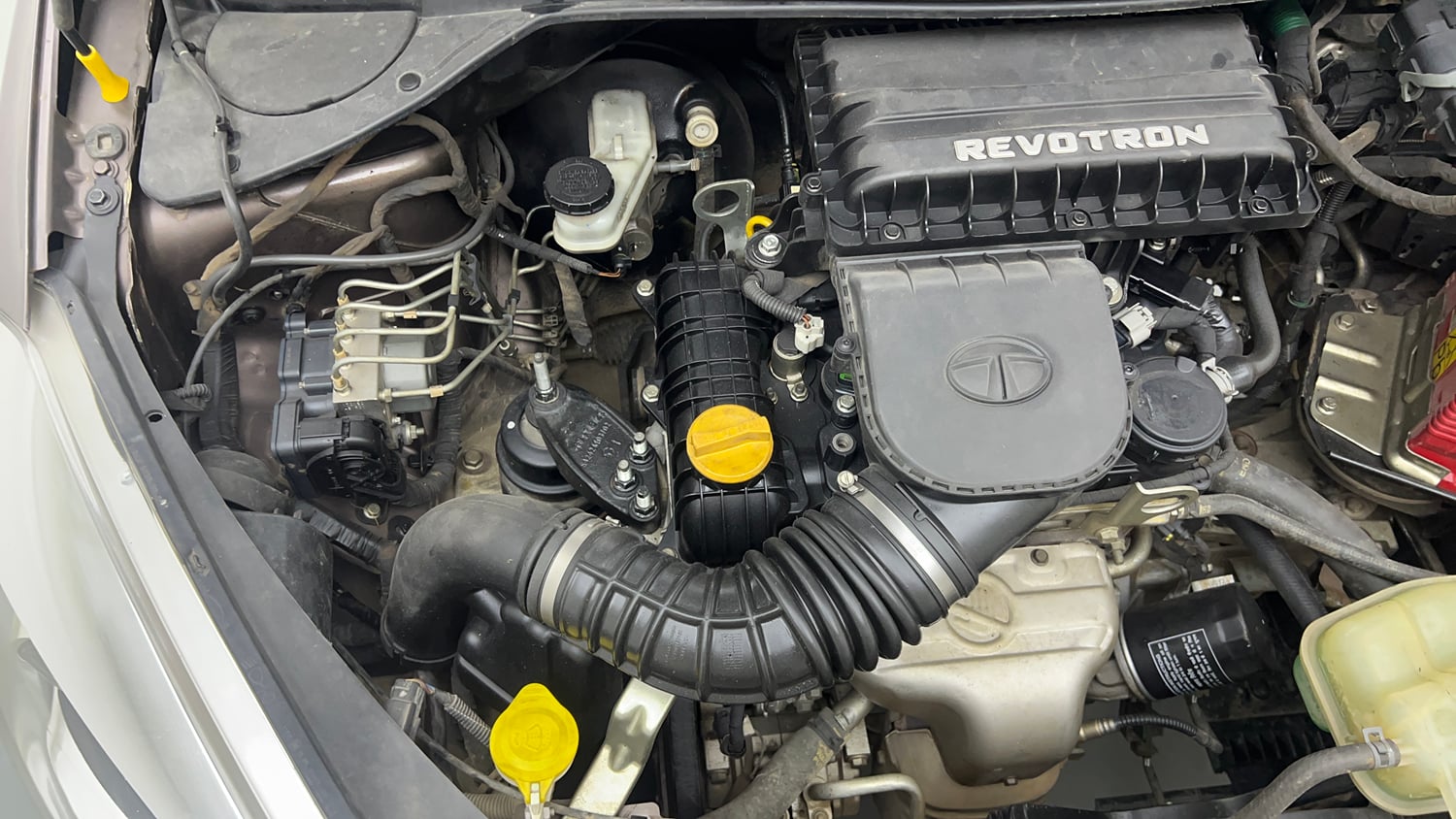 Used 2017 Tata Tiago Revotron XZ Petrol Manual engine ENGINE RIGHT SIDE VIEW