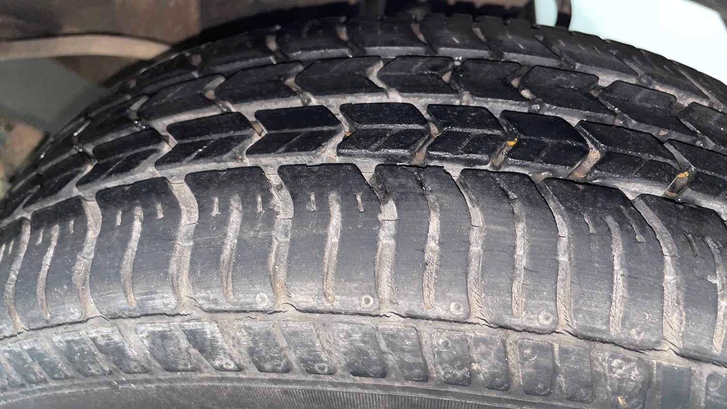 Used 2014 Maruti Suzuki Alto K10 VXi Petrol Manual tyres LEFT REAR TYRE TREAD VIEW