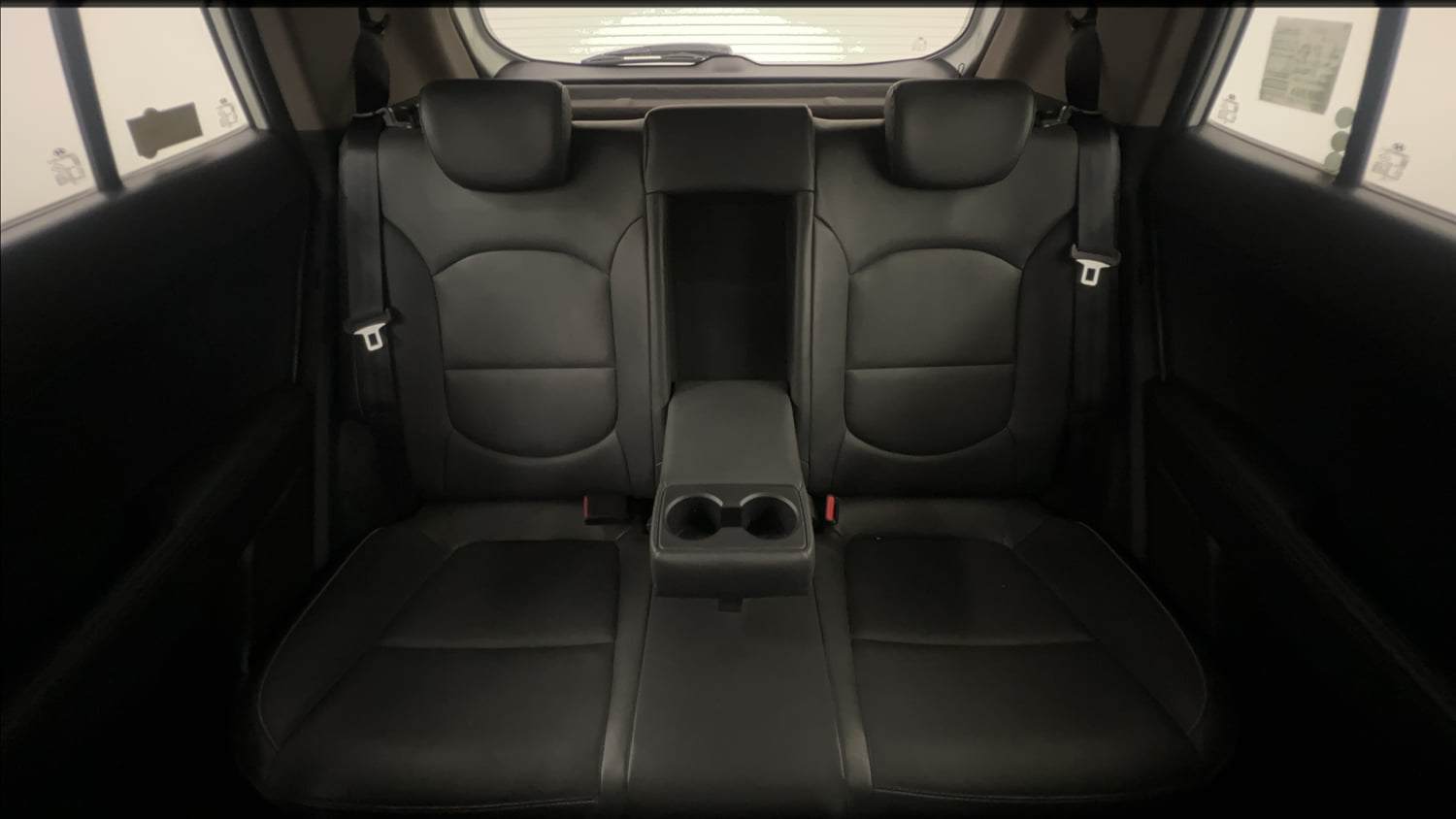 Used 2018 Hyundai Creta SX 1.6 CRDI (O) Diesel Manual interior REAR SEAT CONDITION VIEW