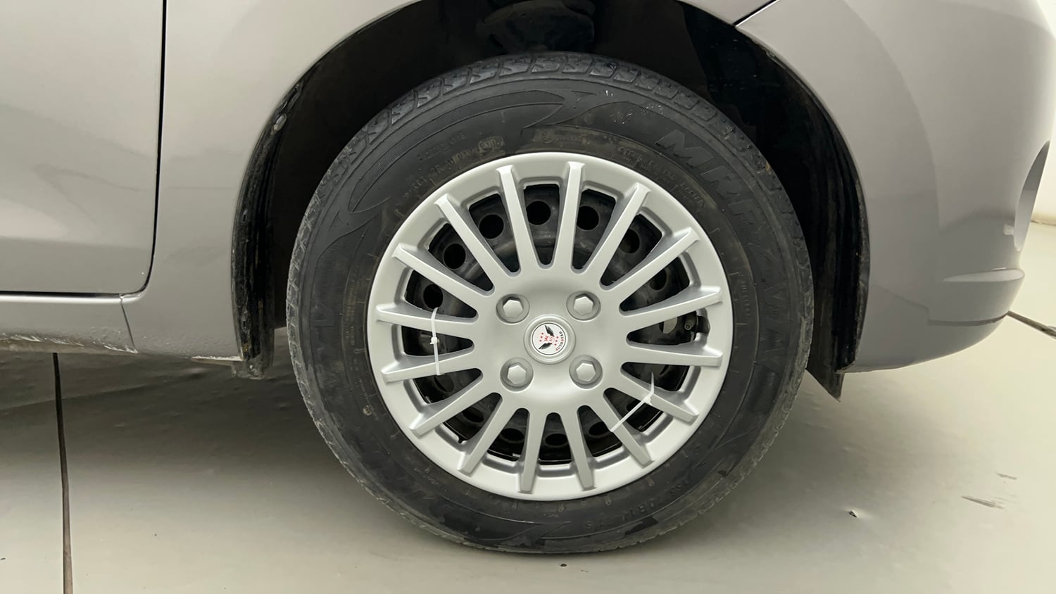 Used 2016 Maruti Suzuki Celerio VXi AMT Petrol Automatic tyres RIGHT FRONT TYRE RIM VIEW