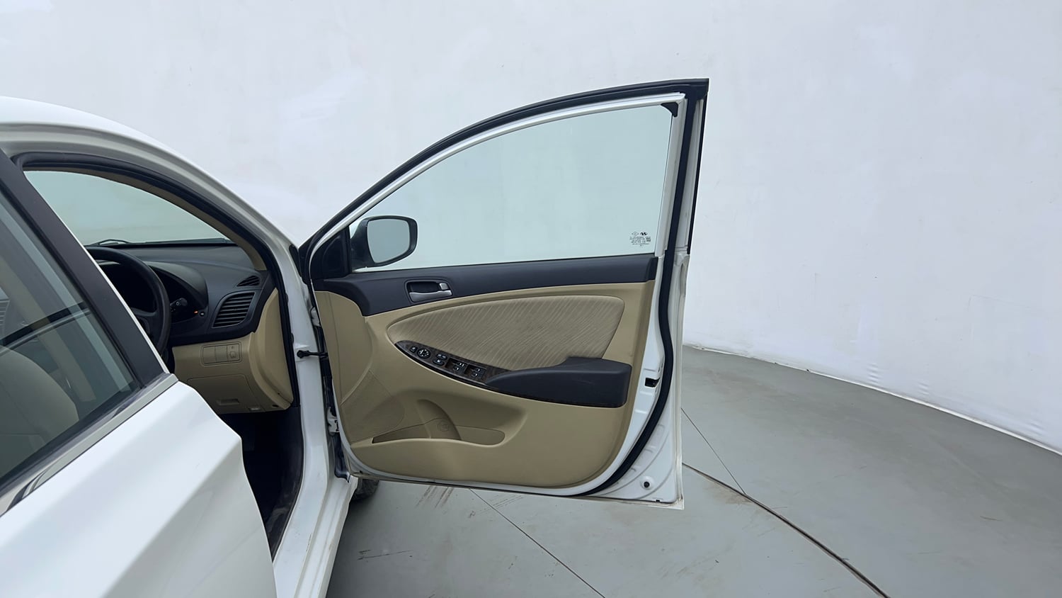Used 2016 Hyundai Verna 1.6 VTVT SX AT Petrol Automatic interior RIGHT FRONT DOOR OPEN VIEW
