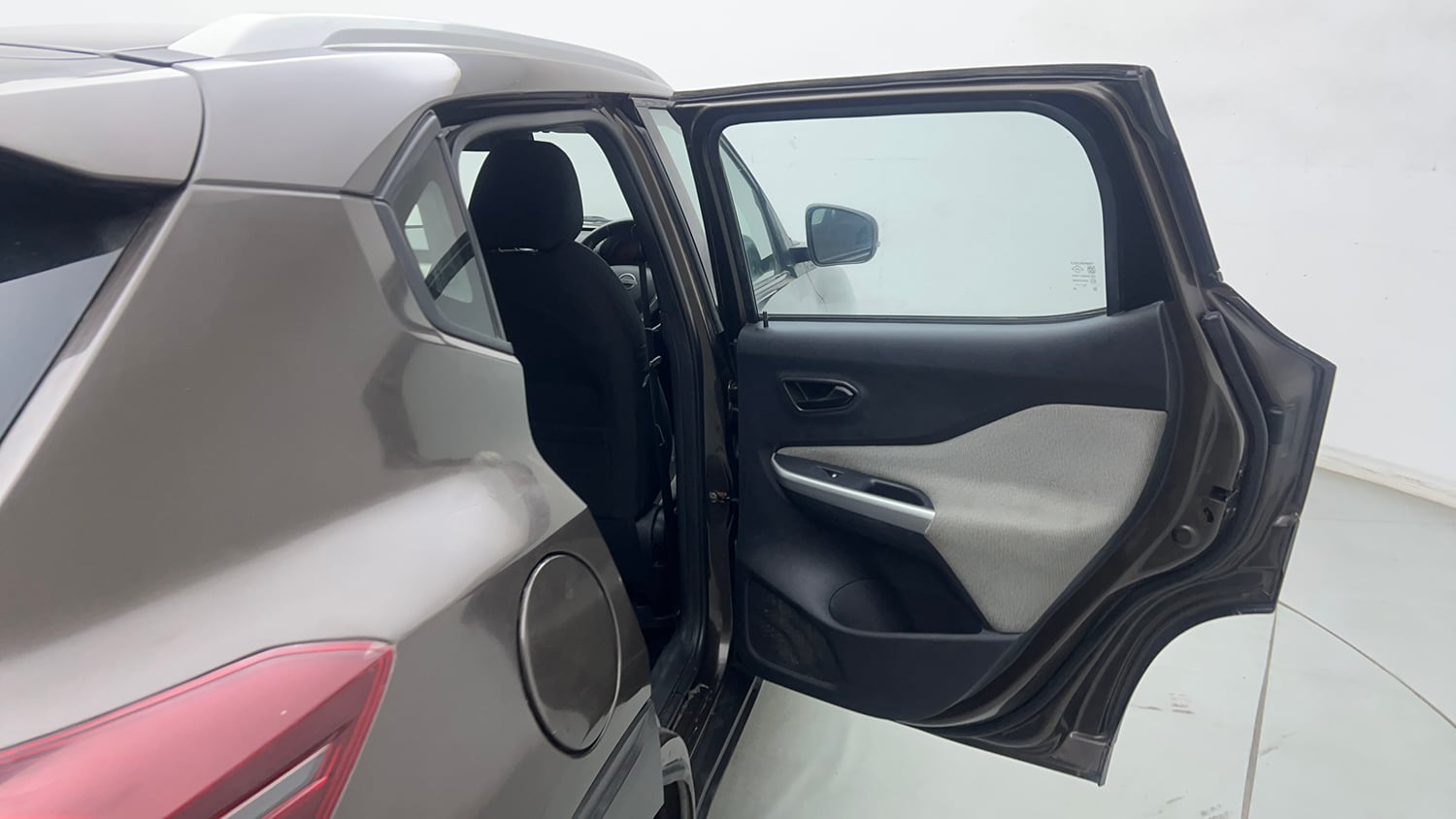 Used 2022 Nissan Magnite XV Petrol Manual interior RIGHT REAR DOOR OPEN VIEW