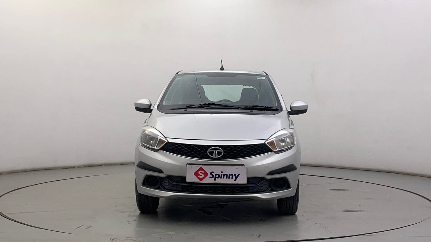 Used 2017 Tata Tiago Revotron XTA Petrol Automatic exterior FRONT VIEW