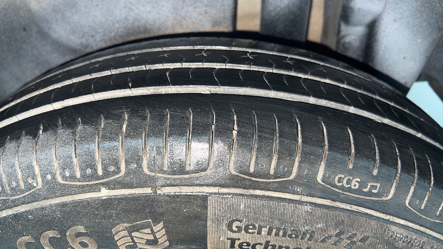 Used 2015 Maruti Suzuki Swift Dzire VXI Petrol Manual tyres LEFT REAR TYRE TREAD VIEW