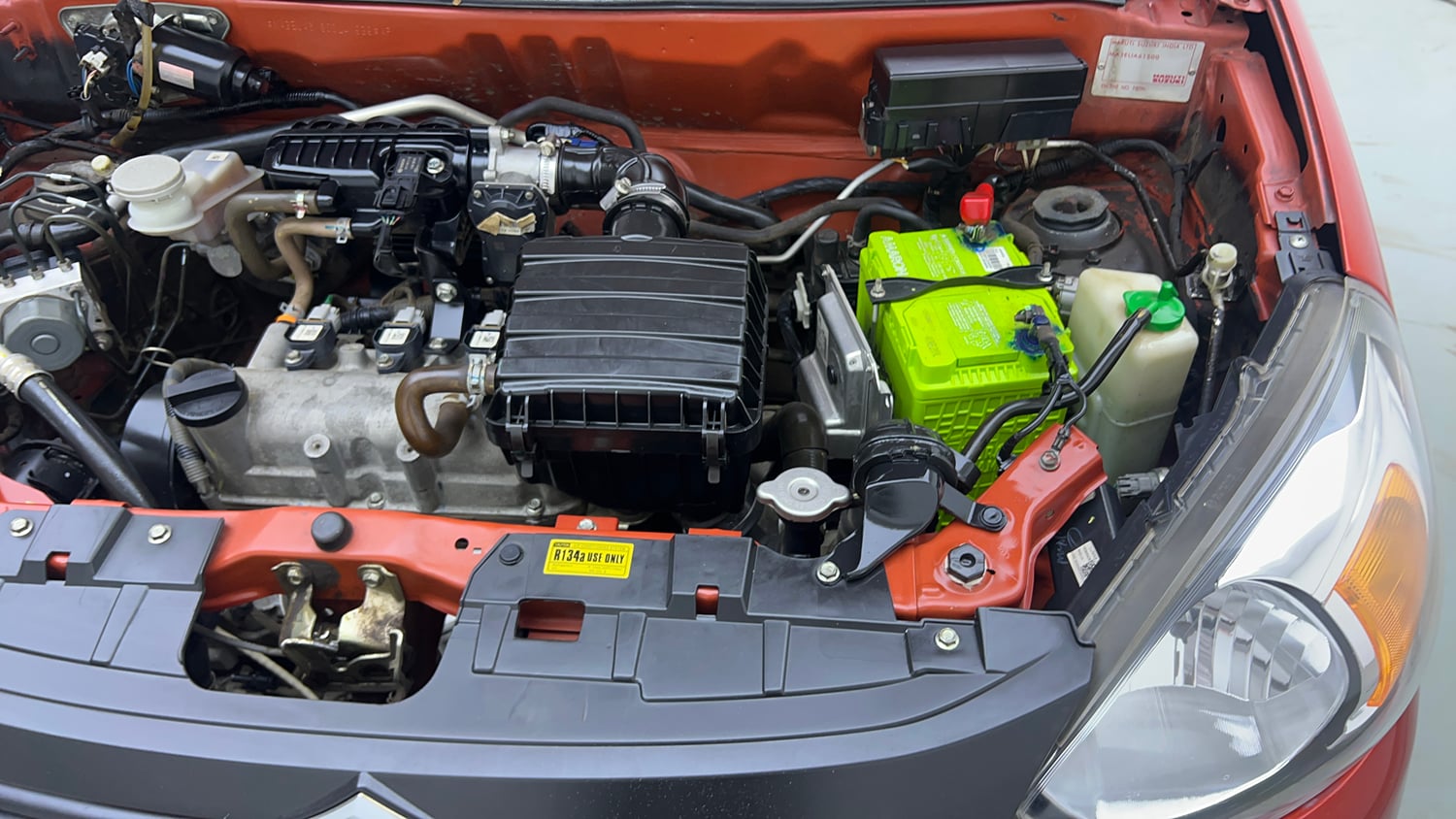 Used 2023 Maruti Suzuki Alto 800 LXi (O) Petrol Manual engine ENGINE LEFT SIDE VIEW