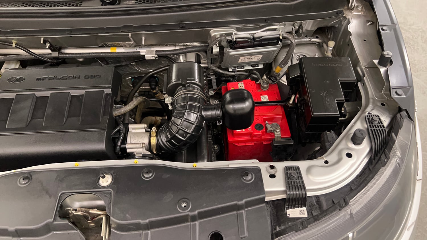 Used 2019 Mahindra KUV100 NXT K6 Plus 6 STR Petrol Manual engine ENGINE LEFT SIDE VIEW
