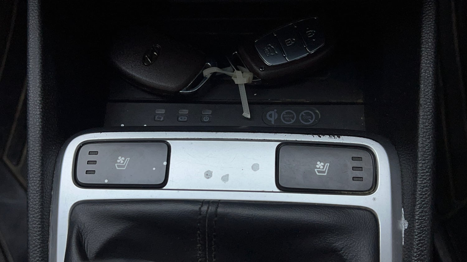 Used 2019 Hyundai Creta SX 1.6 (O) Executive Petrol Petrol Manual top_features Ventilated seats