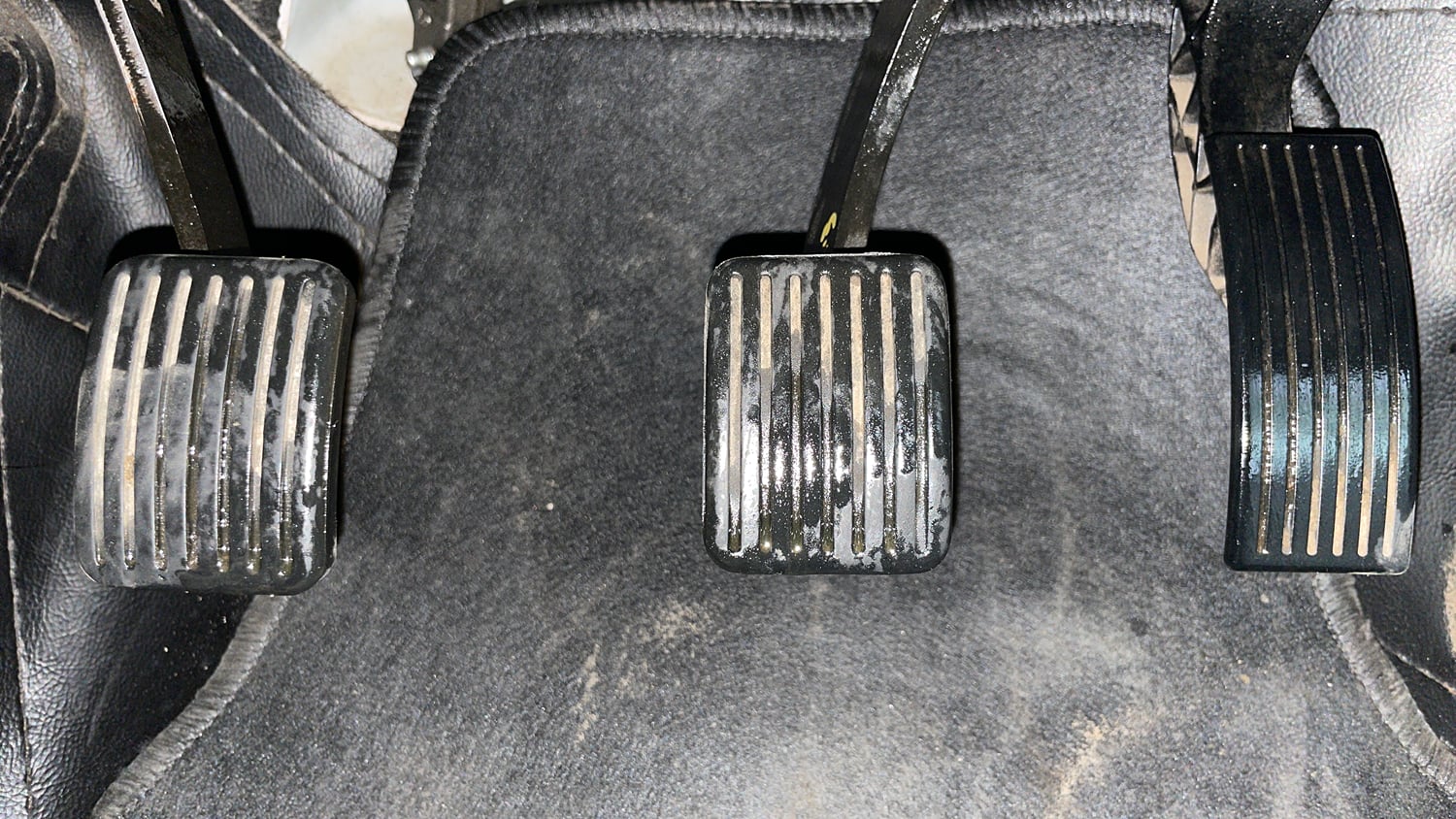 Used 2019 Hyundai Grand i10 Magna 1.2 Kappa VTVT Petrol Manual interior PEDALS VIEW