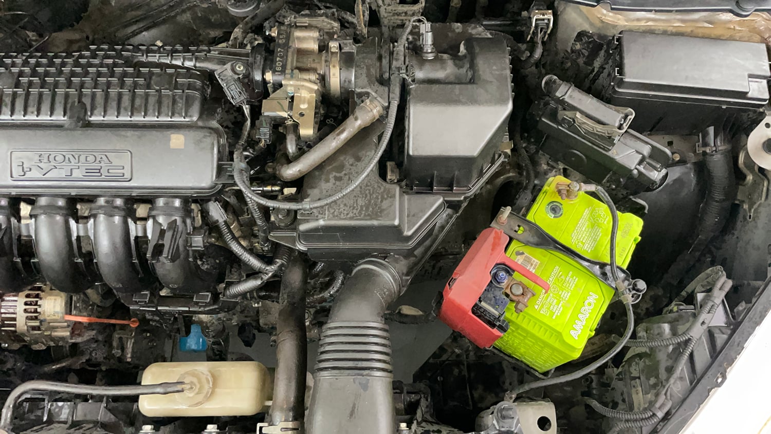 Used 2016 Honda City VX Petrol Manual engine ENGINE LEFT SIDE VIEW