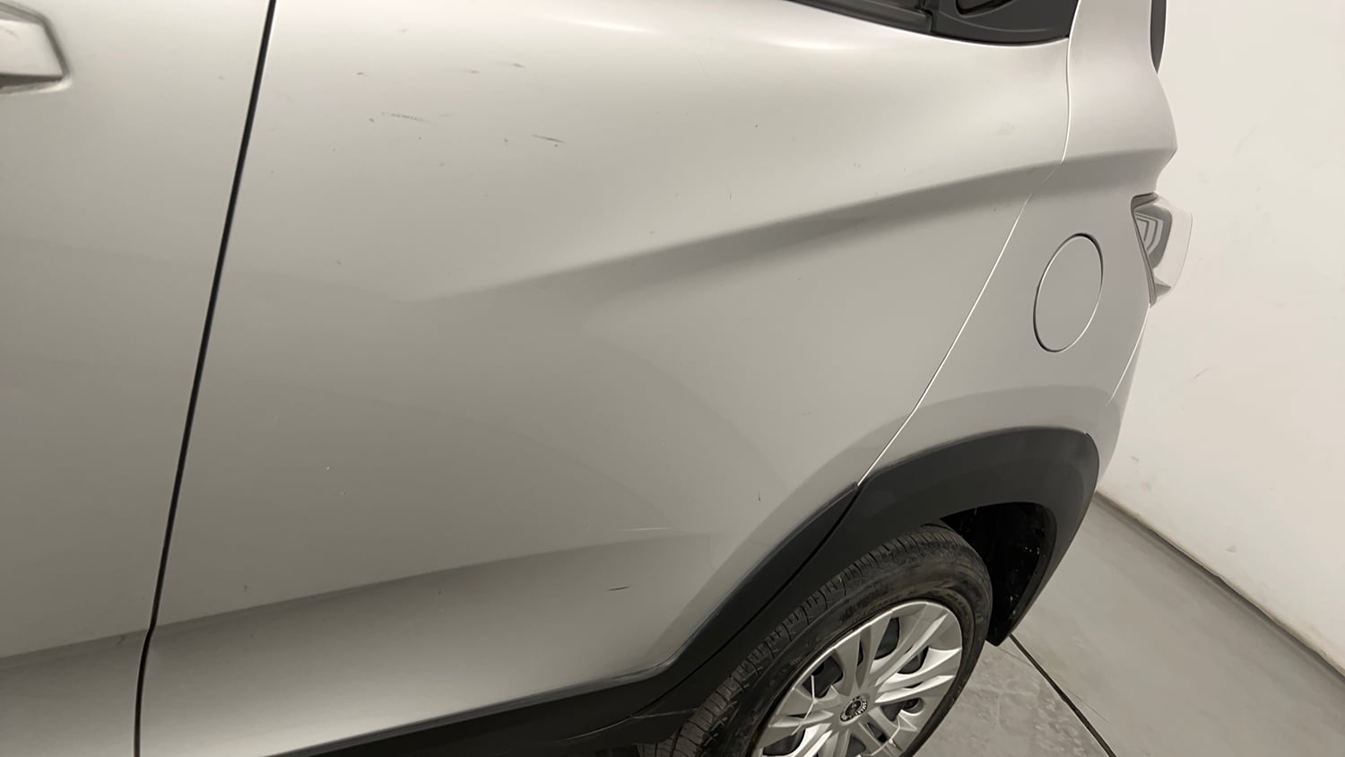 Used 2019 Mahindra KUV100 NXT K6 Plus 6 STR Petrol Manual dents MINOR SCRATCH