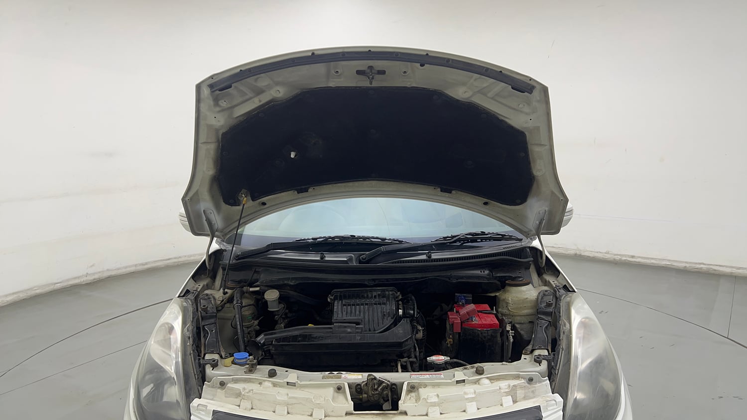 Used 2015 Maruti Suzuki Swift Dzire VXI Petrol Manual engine ENGINE & BONNET OPEN FRONT VIEW