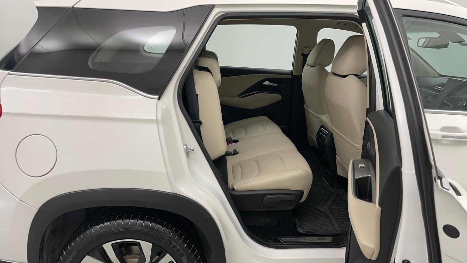 Used 2024 MG Motors Hector Sharp Pro 1.5 Turbo CVT Petrol Automatic interior RIGHT SIDE REAR DOOR CABIN VIEW