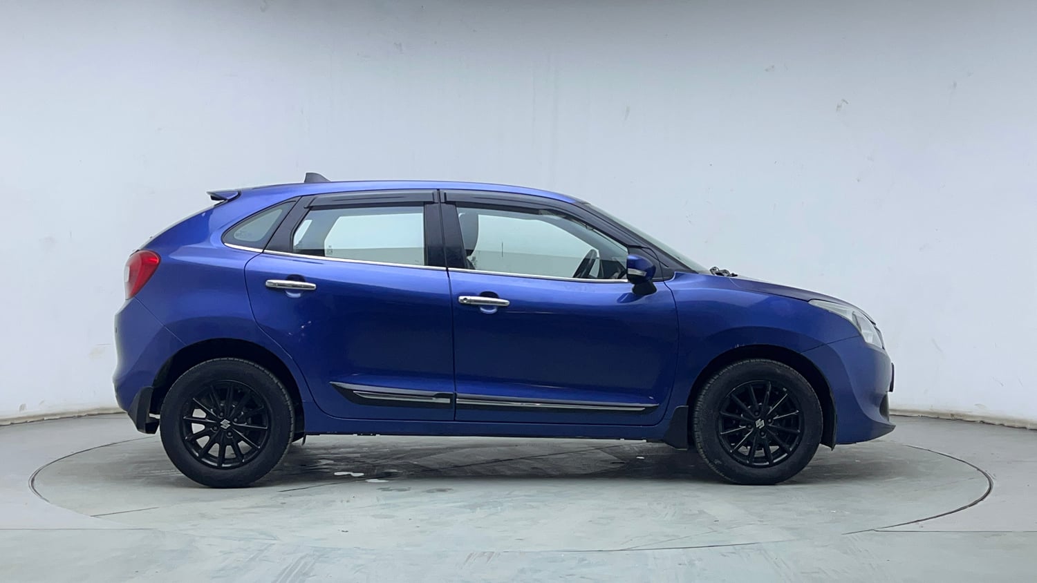 Used 2017 Maruti Suzuki Baleno Delta 1.2 Petrol Manual exterior RIGHT SIDE VIEW