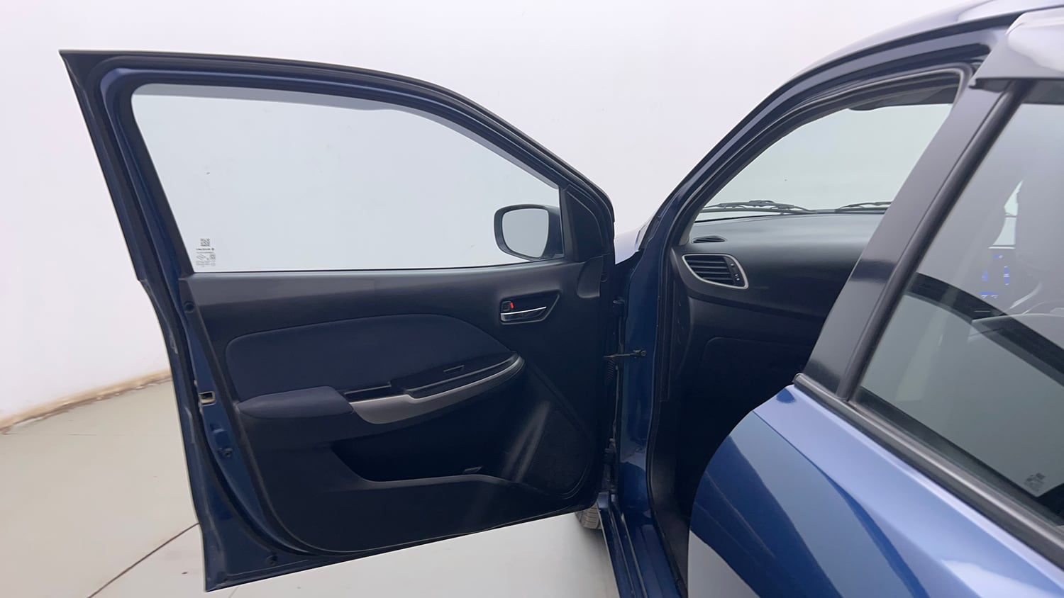 Used 2019 Maruti Suzuki Baleno Delta Petrol Manual interior LEFT FRONT DOOR OPEN VIEW